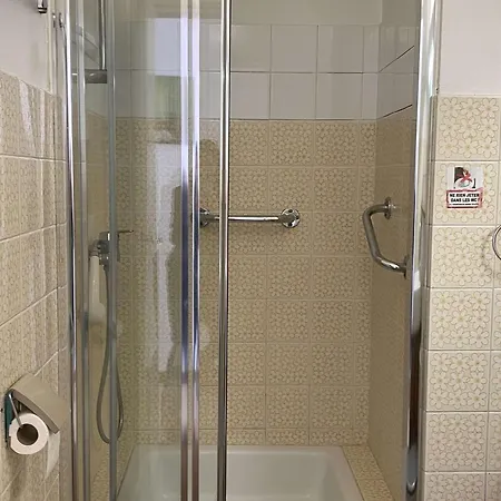 Confortable Avec Balcon Et Wifi A - Fr-1-553-281 Apartment Balaruc-les-Bains